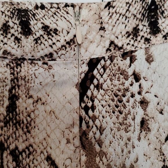 NWT Women's Animal Print Circle Skirt Size Small - Picture 5 of 8